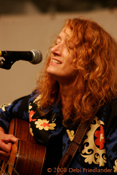 Patty Larkin at the Friday Night Song Swap at FRFF 08